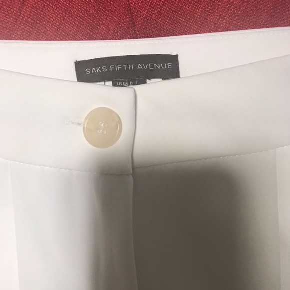 Saks Fifth Ave pleated shorts - Picture 3 of 4